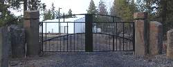 This unique design give this automatic gate a ultra modern feel